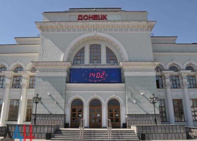 "Зато без бандер": оккупанты оставили на Новый год железнодорожников без зарплаты