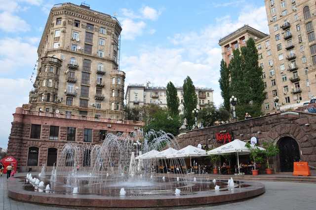 Прокуратура у суді вимагає повернути громаді технічні приміщення фонтану на Хрещатику