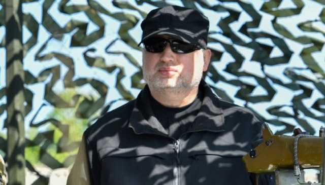 Турчинов получил в декабре меньшую зарплату, чем все его заместители