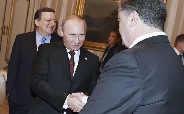 Путин использует коррумпированность власти Порошенко для войны с Украиной – Сенат США