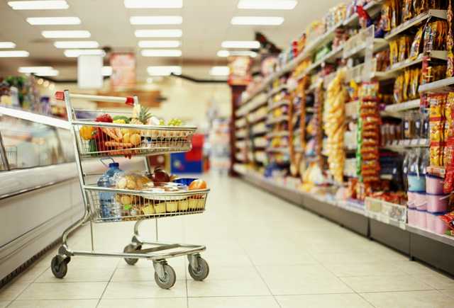 В Польше запретят торговлю в магазинах и интернете по воскресеньям