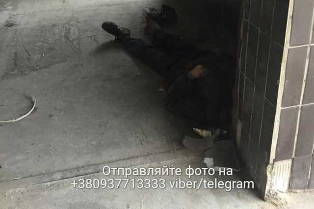 Смерть бездомного под стенами киевской больницы: появилась реакция врачей