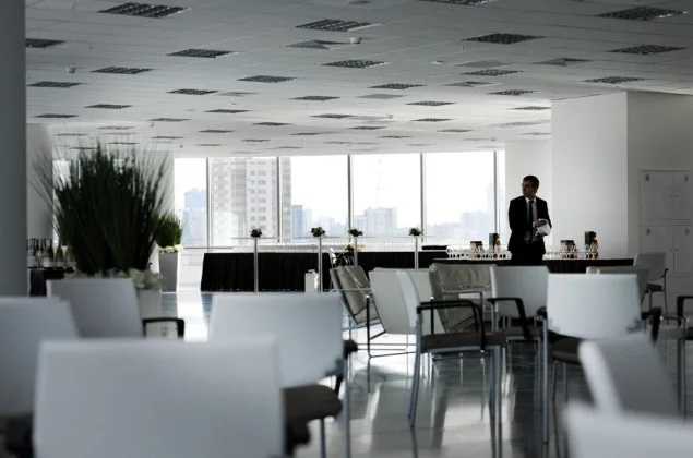 Работать всего полдня, но с важным условием: жизнь украинцев хотят кардинально изменить