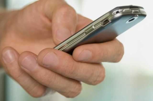 «Есть сигнал!». Дончане: В оккупированном Донецке местами появилась связь Vodafone