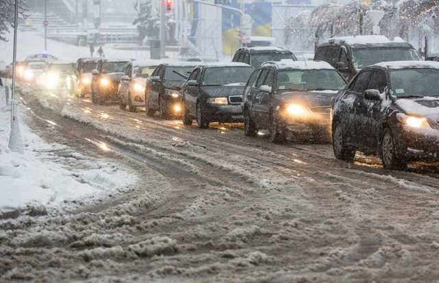 В Украине сняты все ограничения движения на автодорогах