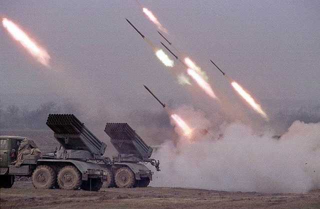 Видео спасения бойцом АТО ребенка после обстрела на Донбассе растрогало сеть