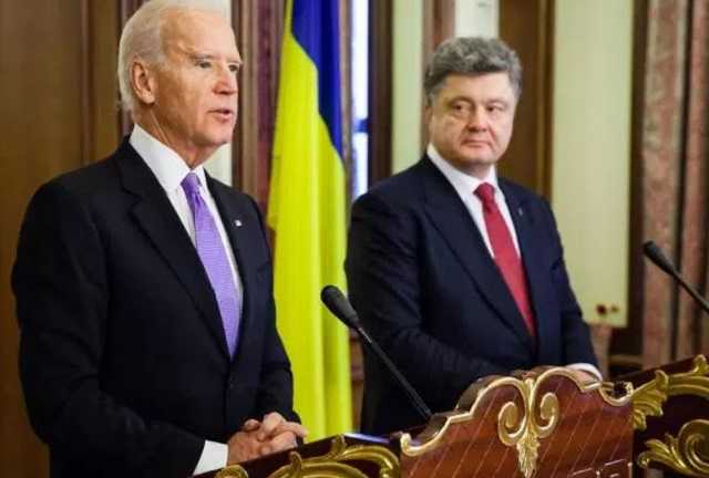 Байден на весь мир признался как договаривался с Порошенком