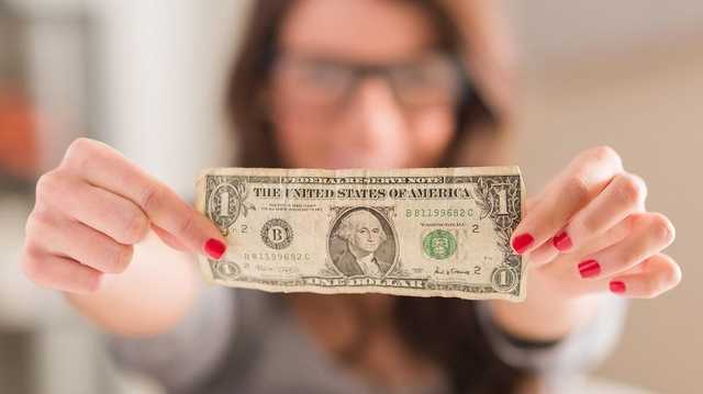 И младенцы считаются. Каждый украинец должен МВФ по $284