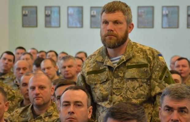 Военные ССО вышли на митинг, чтобы отстоять честь своего командира