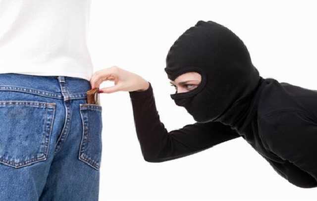 Как уберечься от обнаглевших "карманников": украинцам дали советы