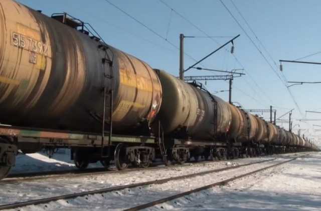 Украинским автолюбителям придется не сладко: Беларусь повышает экспортные пошлины на нефть