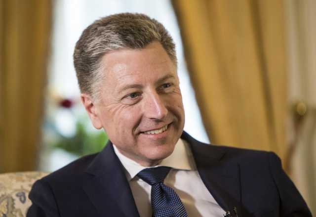 СМИ: Волкер провел тайную встречу в Киеве