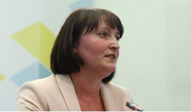 Как государственным служащим начисляют заоблачные зарплаты