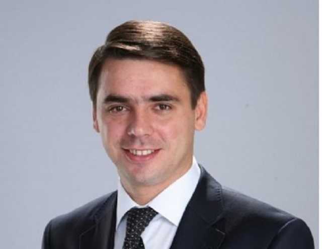 Сотни "квадратов": одесский депутат записал элитную недвижимость на 10-летнюю дочь