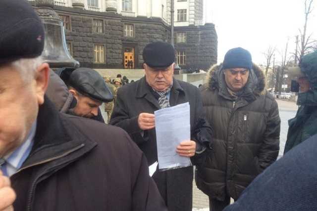 Под Кабмином протестуют военные пенсионеры: их требования о перерасчете пенсий игнорируются