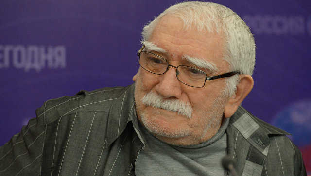 Армена Джигарханяна экстренно госпитализировали