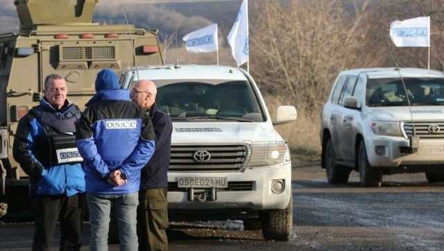 Под Ясиноватой террористы обстреляли наблюдателей ОБСЕ