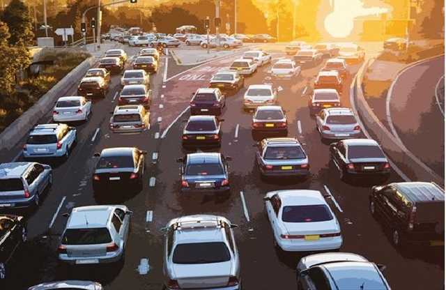 На трассе Киев-Чоп в Карпатах растянулись километровые пробки