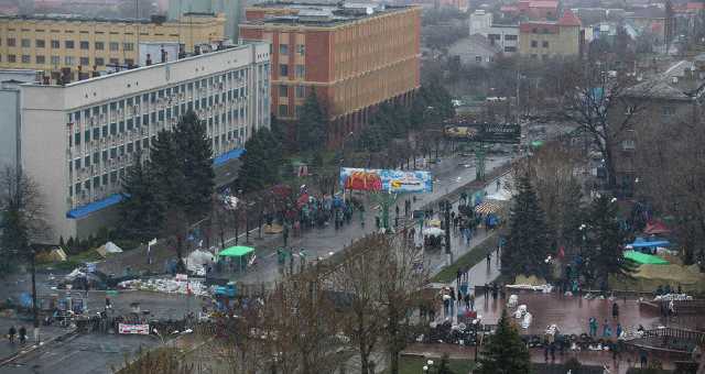 Луганск массово покидает население - журналист