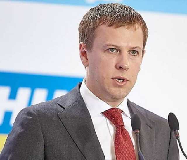 Виталий Хомутынник: вместо нар депутатское кресло