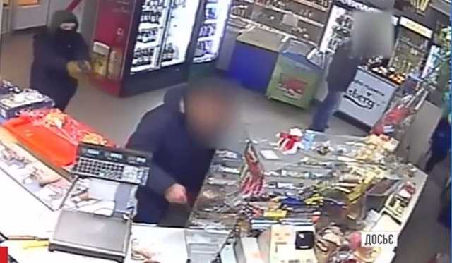 Сыну нардепа Попова грозит 12 лет тюрьмы с конфискацией