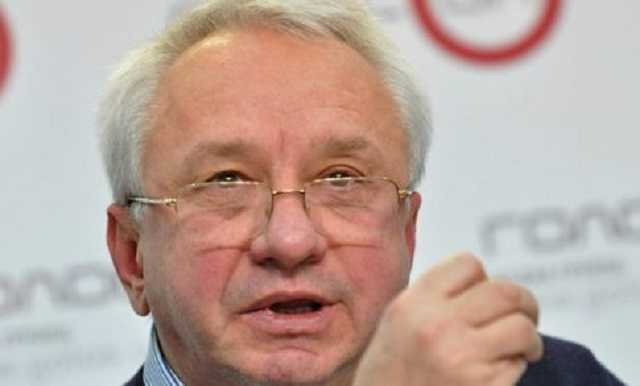 Українці не зобов’язані платити жодної копійки за прибудинкову територію, взагалі, — Кучеренко