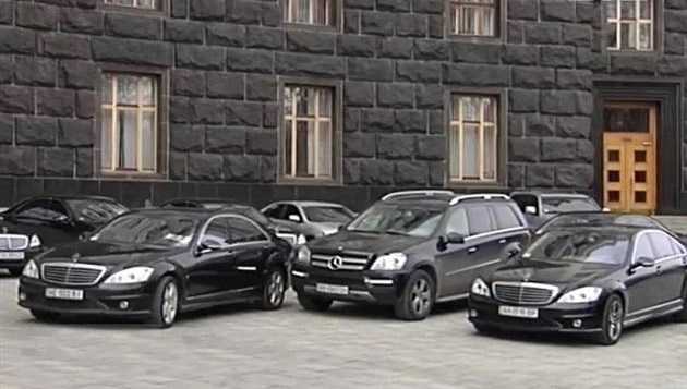 Кабмин потратил 22 млн на автомобили