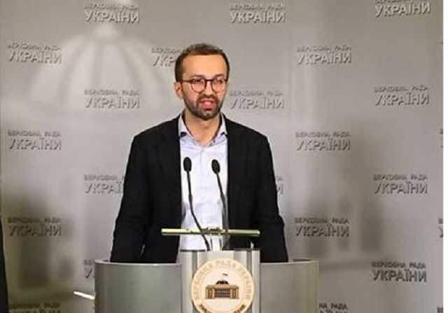 Сергей Лещенко: Петр Порошенко выстрелил себе в ногу