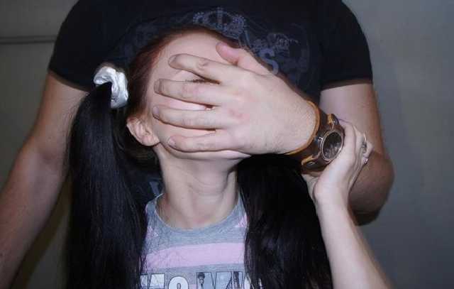 Педофил на Киевщине растлил четырех детей