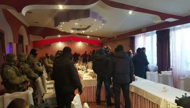 В Ирпене полиция прервала сходку вооруженных криминальных авторитетов