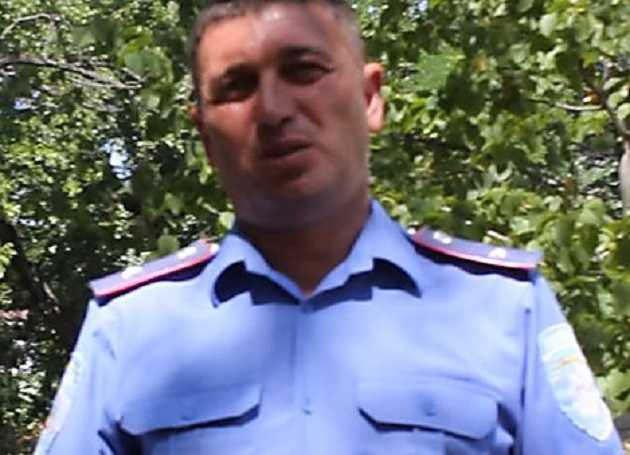 На Николаевщине пьяный водитель-полицейский заявил, что машиной управляла его жена, с заднего сиденья