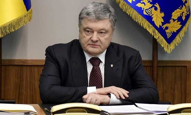 Порошенко на повторный допрос не пойдет
