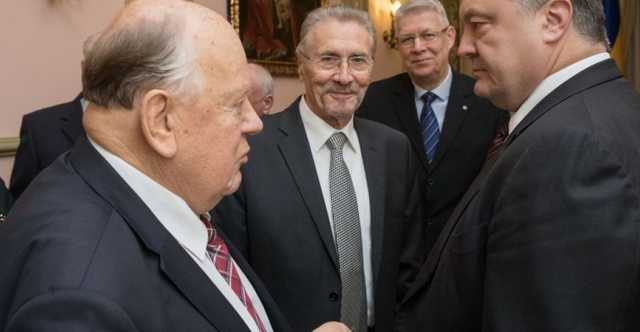 Порошенко не рассматривает вариант белорусских миротворцев на Донбассе