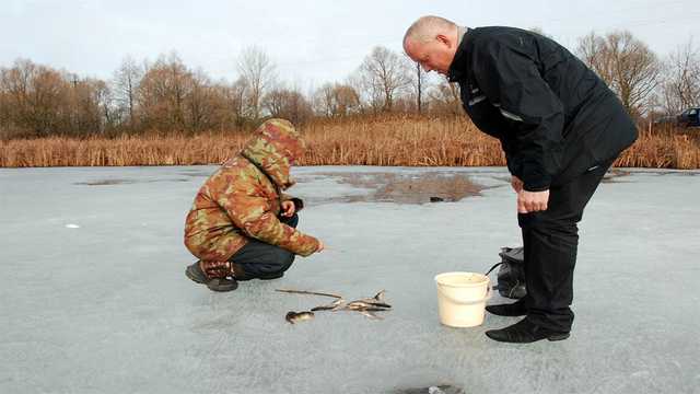 На Полтавщине льдина унесла 50 рыбаков