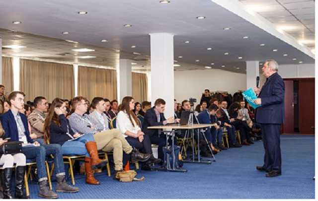 Мирослав Маринович: “Ви не смієте не мати політичного голосу”