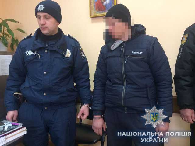Бросил умирать в лесополосе: на Одесщине задержали насильника 11-летней девочки