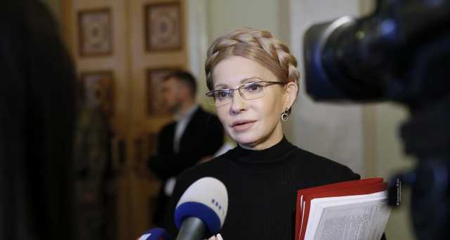 Порошенко боится, что первым клиентом антикоррупционного суда станет он лично — Тимошенко