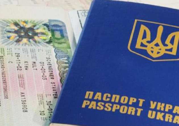 Польща скасувала робочі візи для українців - новий порядок