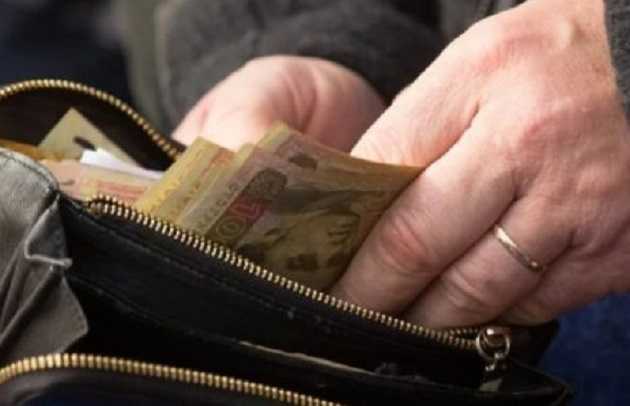 Виродки, ніяк не нажеруться: нові здирницькі податки розгнівали українців