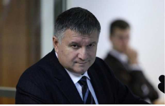 Нардеп: Cудова влада – на службі Арсена Авакова