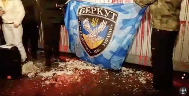 «Автомайдан» устроил пикет возле базы бывшего «Беркута»