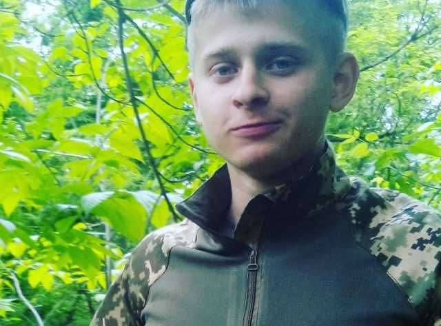 Обстріли під час перемир’я: на “промці” загинув 20-річний десантник Владислав Козченко з Полтави