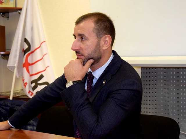 Журналисты поймали Рыбалку на распространении своей лже-биографии