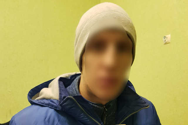 У Хмельницькому зловмисник знімав гроші з рахунків громадян за допомогою мобільного додатку