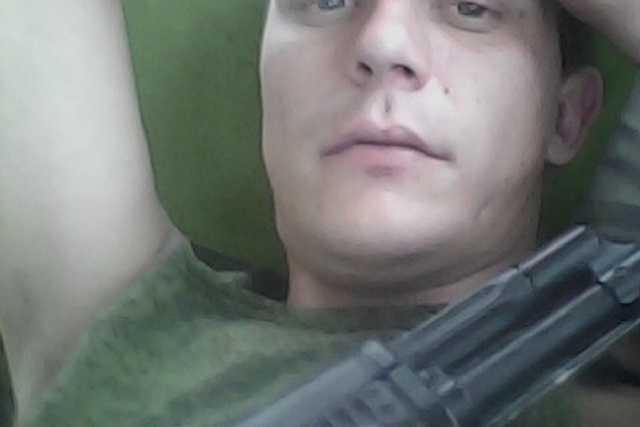 На Донбассе дед подстрелил внука-боевика, выбивавшего из него деньги