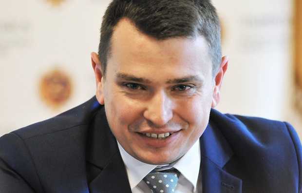 Сытник в феврале заработал 150 тыс. грн