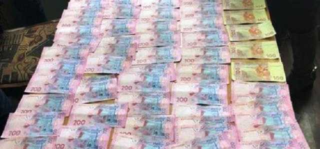 Во Львове задержали главу РГА и сотрудницу БТИ