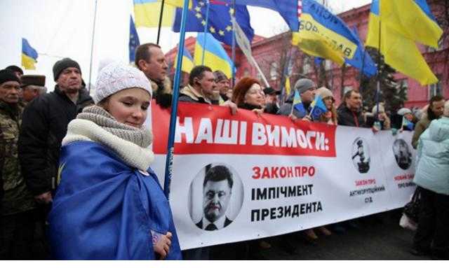 В Киеве за погром конструкций на Майдане задержали двоих активистов