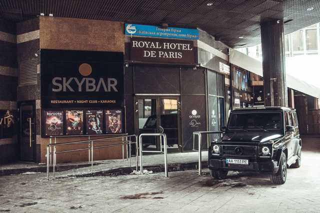 В Киеве в бизнес-центре ARENA City умерла женщина