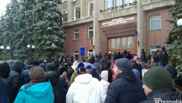 В Николаеве требовали отставки губернатора из-за самоубийства Волошина